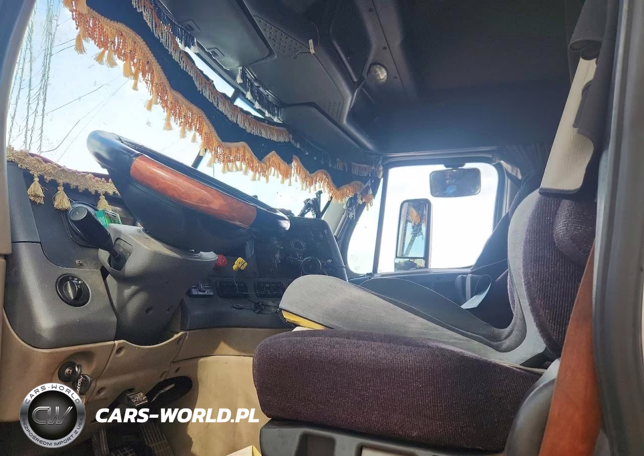 2016 Freightliner Cascadia 125 Semi Truck VIN:3AKJGLD53GSHA6861 - 7