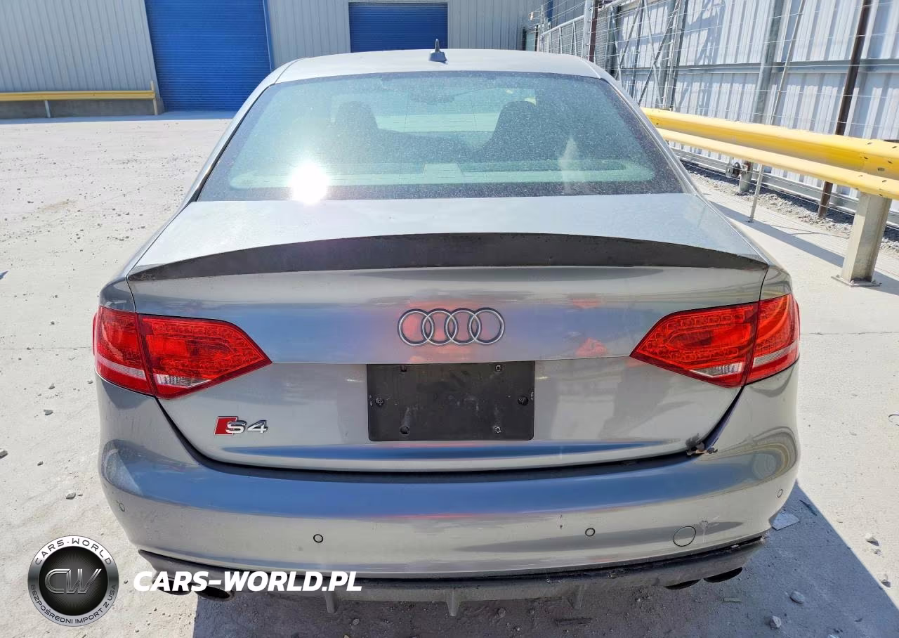 2011 Audi S4 Prestige VIN:WAUKGAFL4BA105274 - 6