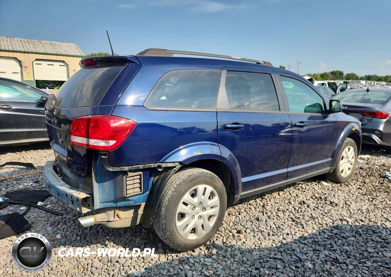 2018 Dodge Journey Sxt VIN:3C4PDCBG8JT534124 - 3
