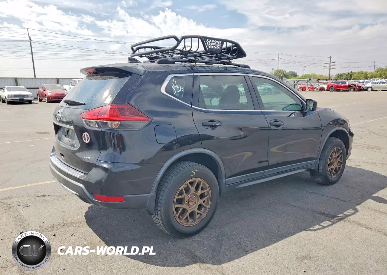 2018 Nissan Rogue S VIN:KNMAT2MV3JP515001 - 3