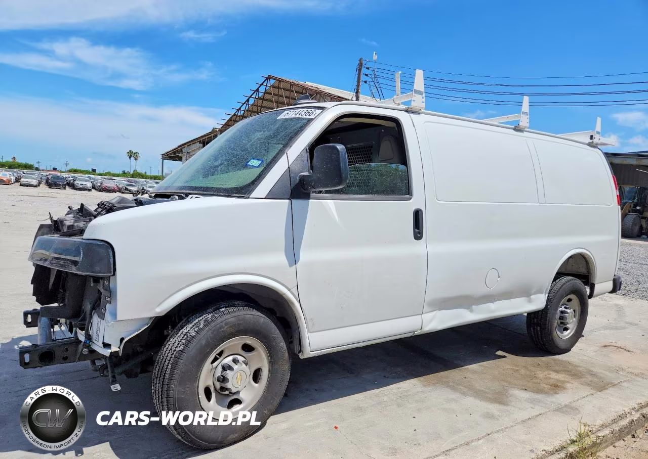 2026 Chevrolet Express 2500 Cargo Delivery Van VIN:1GCWGAFP4T1175754 - 1