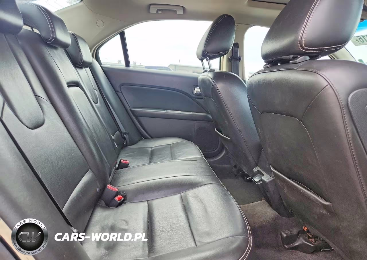 2010 Ford Fusion Hybrid VIN:3FADP0L31AR214506 - 10