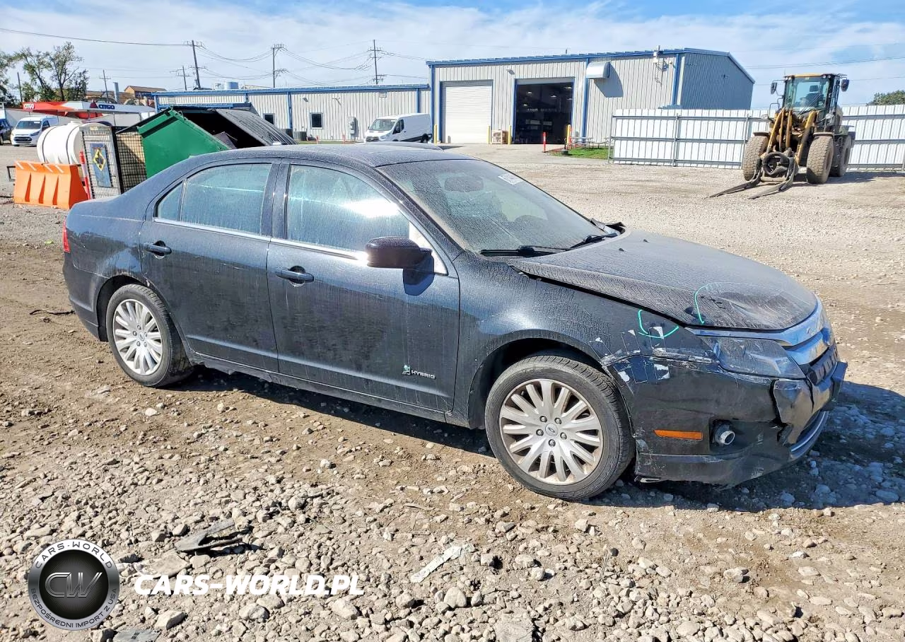 2010 Ford Fusion Hybrid VIN:3FADP0L31AR214506 - 4
