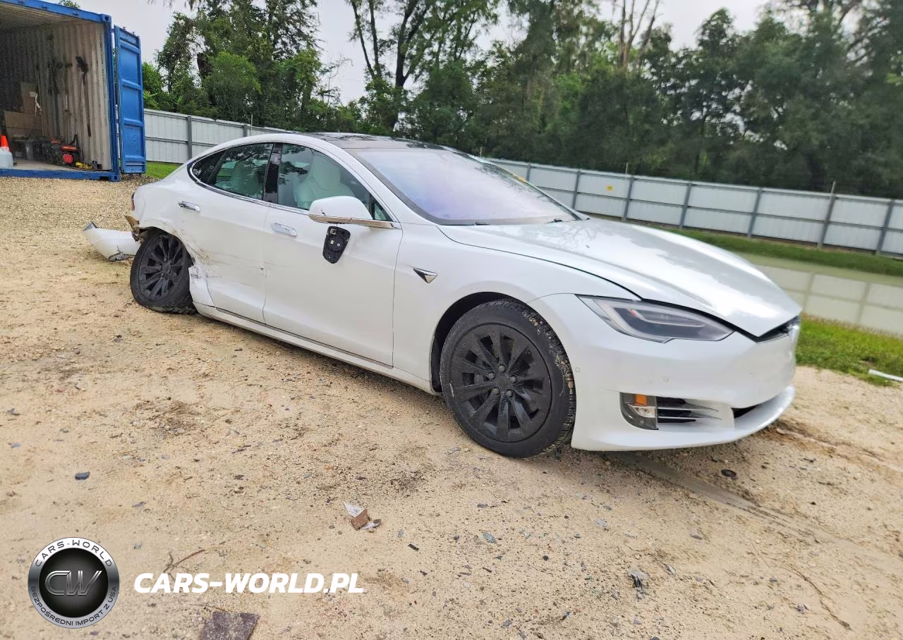 2018 Tesla Model S VIN:5YJSA1E2XJF273486 - 4