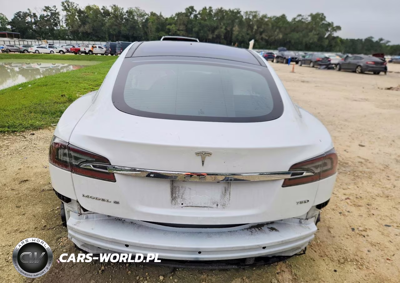 2018 Tesla Model S VIN:5YJSA1E2XJF273486 - 6
