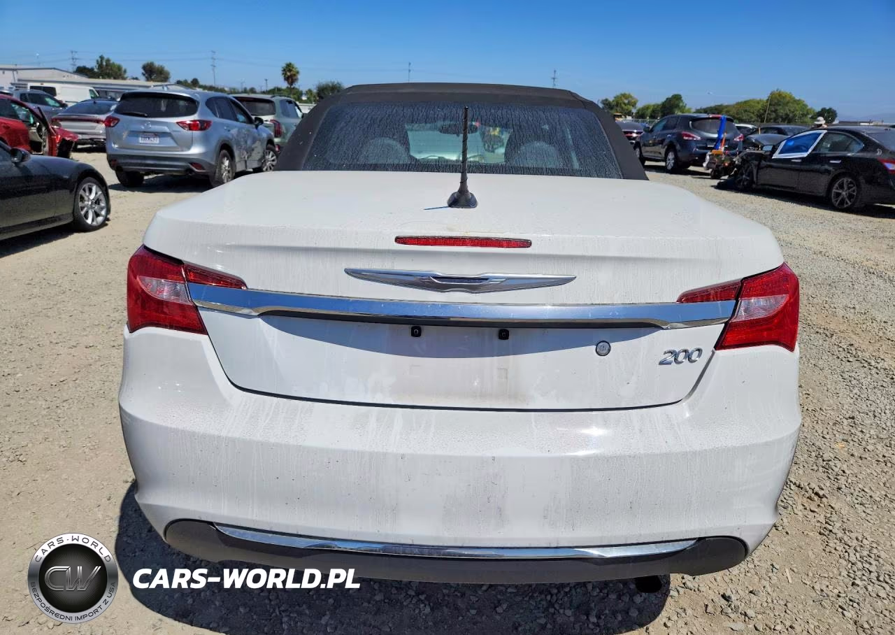 2013 Chrysler 200 Touring VIN:1C3BCBEB1DN512143 - 6