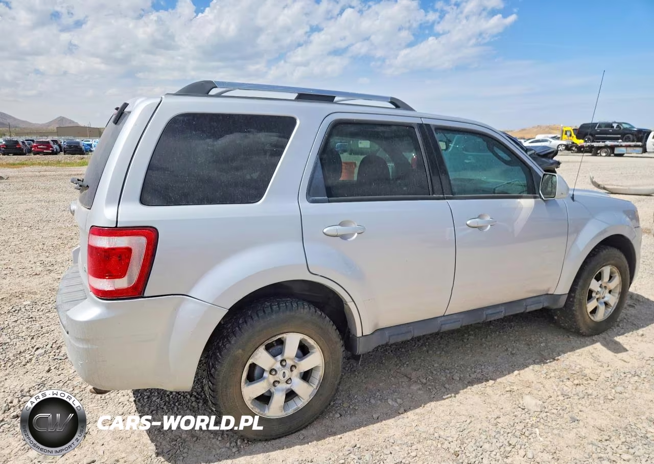 2011 Ford Escape Limited VIN:1FMCU9EG5BKC13718 - 3