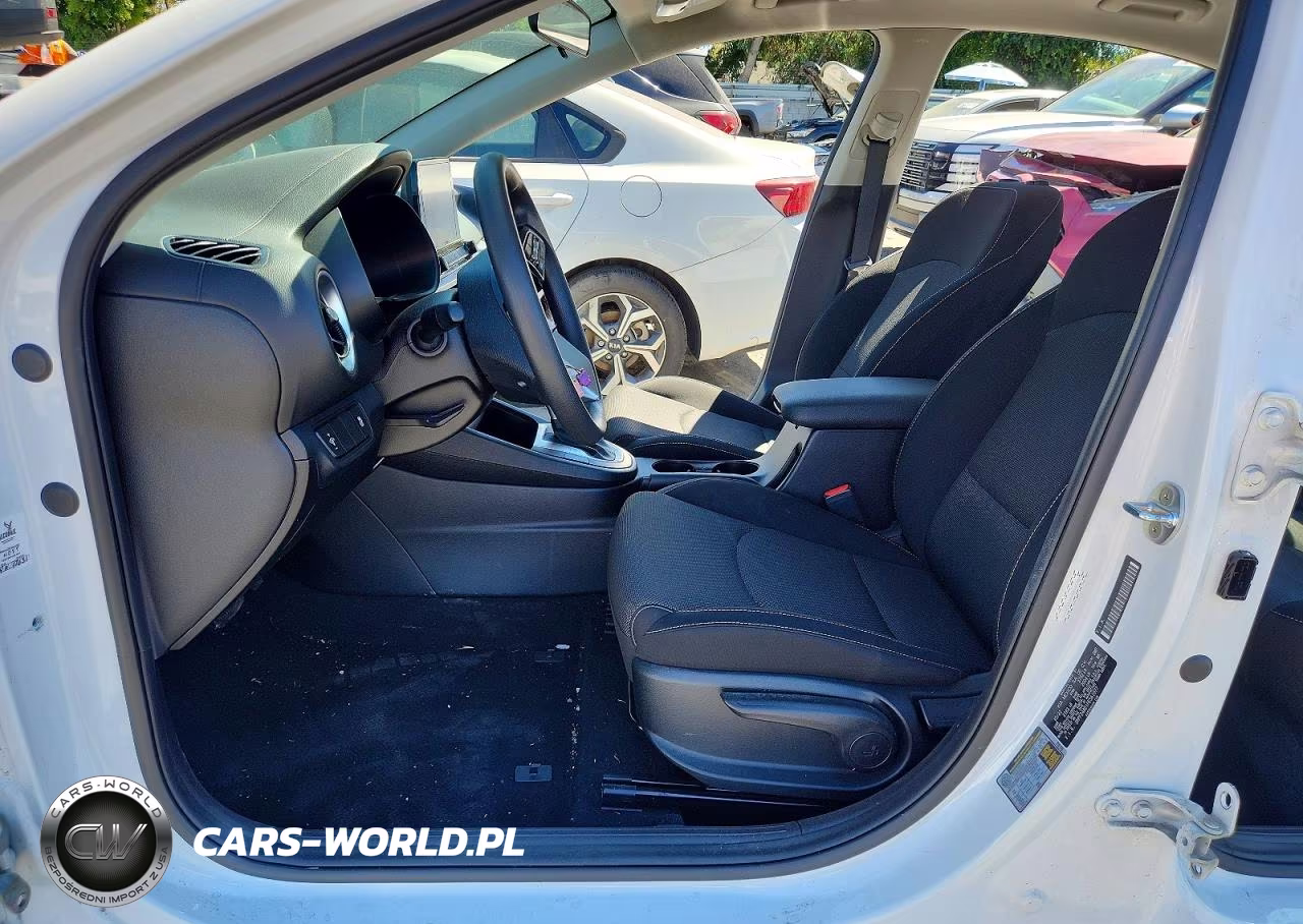 2023 Kia Forte Lxs VIN:3KPF24AD1PE561077 - 7