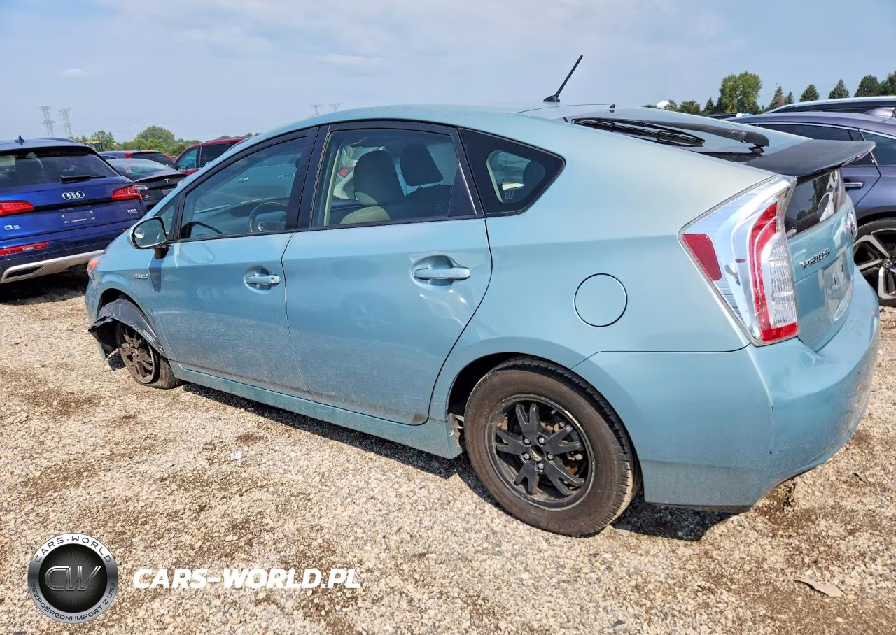 2014 Toyota Prius Two VIN:JTDKN3DU4E1780224 - 2