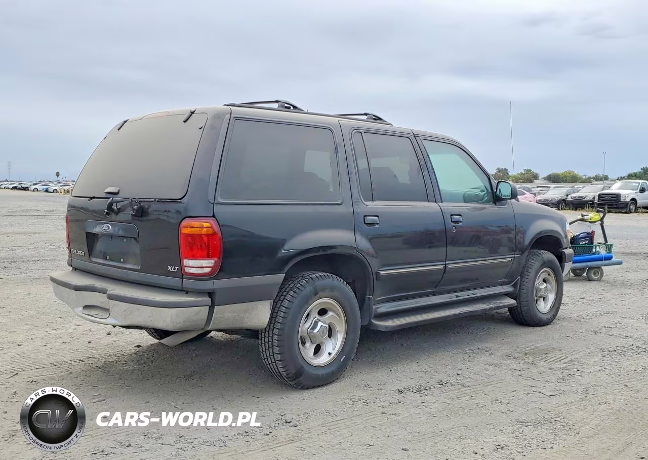 1999 Ford Explorer Xlt VIN:1FMZU32E0XZB82953 - 3