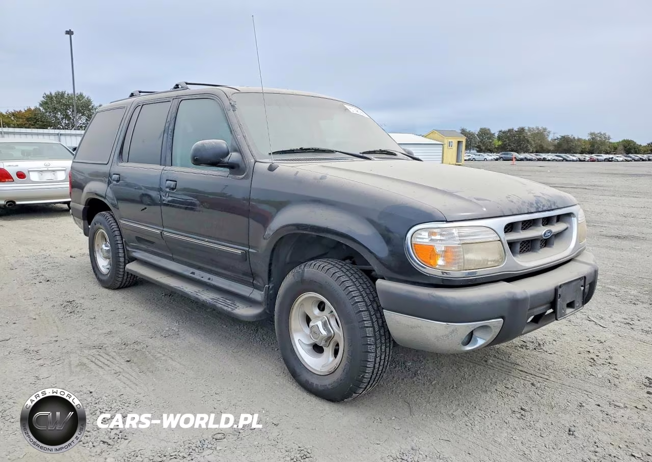 1999 Ford Explorer Xlt VIN:1FMZU32E0XZB82953 - 4
