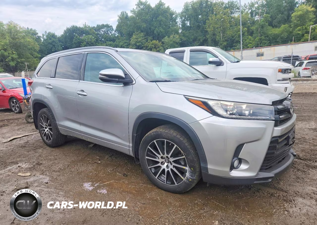 2017 Toyota Highlander Se VIN:5TDJZRFH7HS383388 - 4
