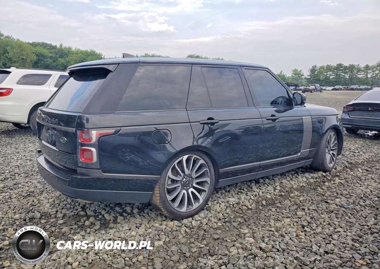 2018 Land Rover Range Rover Supercharged VIN:SALGS2RE9JA387252 - 3