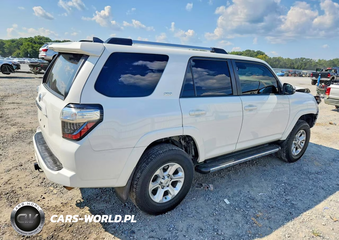2020 Toyota 4Runner Sr5 VIN:JTEBU5JR4L5761852 - 3