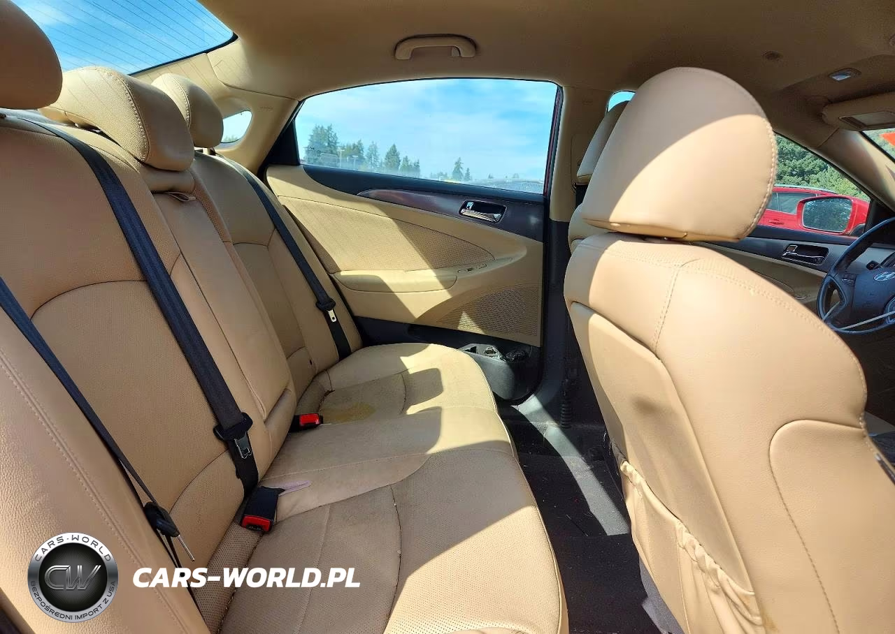 2013 Hyundai Sonata Hybrid VIN:KMHEC4A48DA092086 - 10