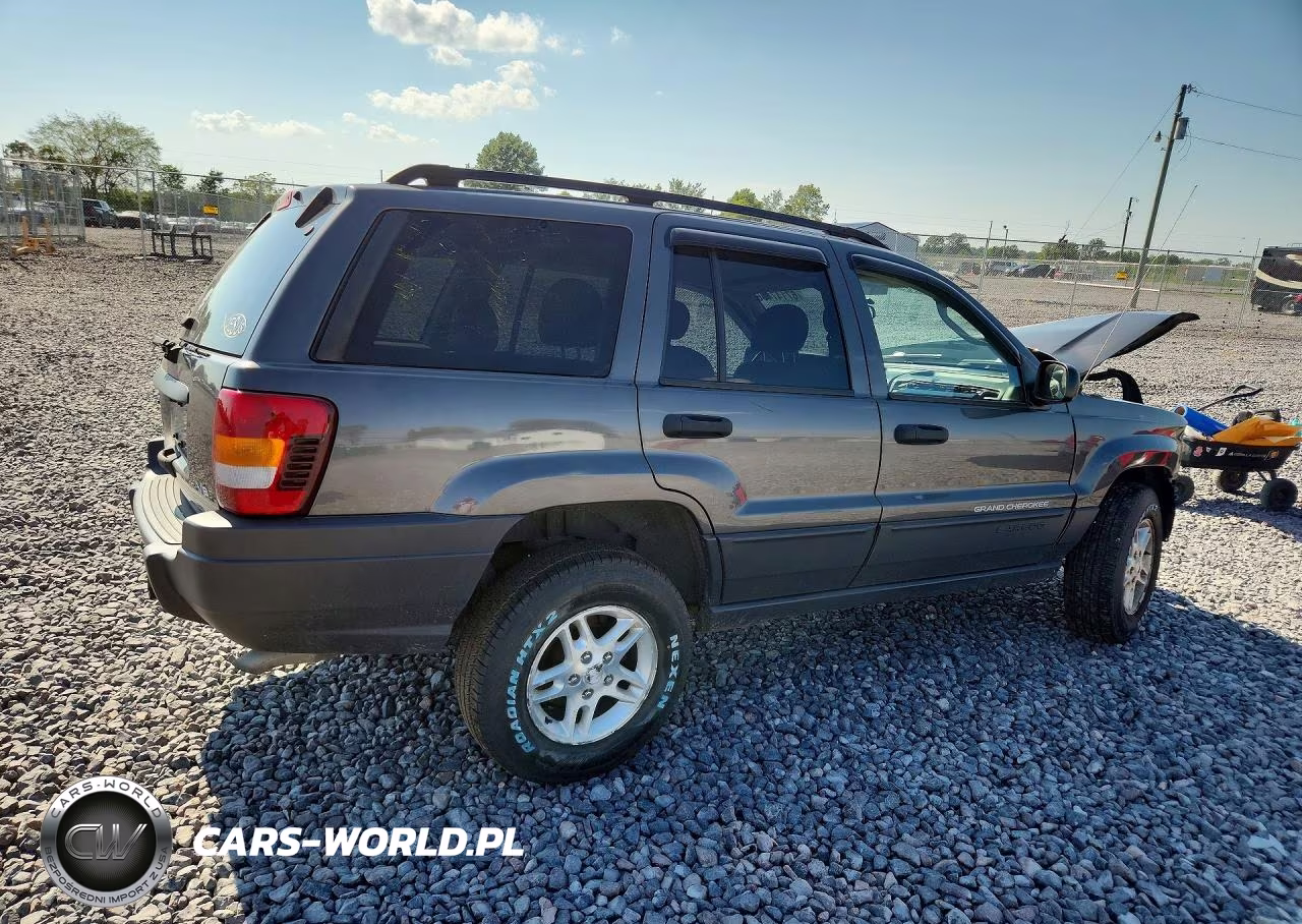 2004 Jeep Grand Cherokee Laredo VIN:1J4GW48N14C330409 - 3