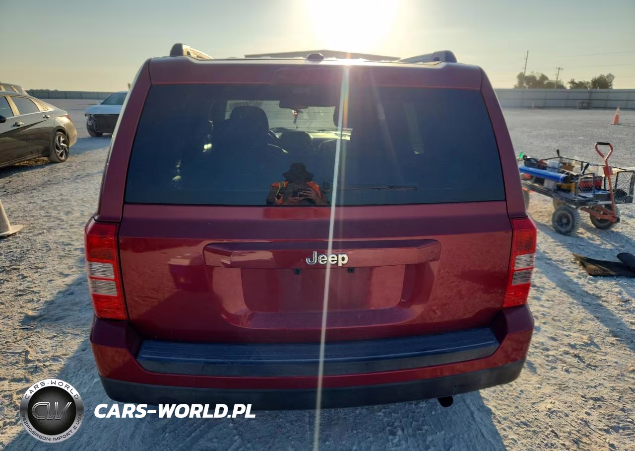 2015 Jeep Patriot Sport VIN:1C4NJPBB3FD372170 - 6
