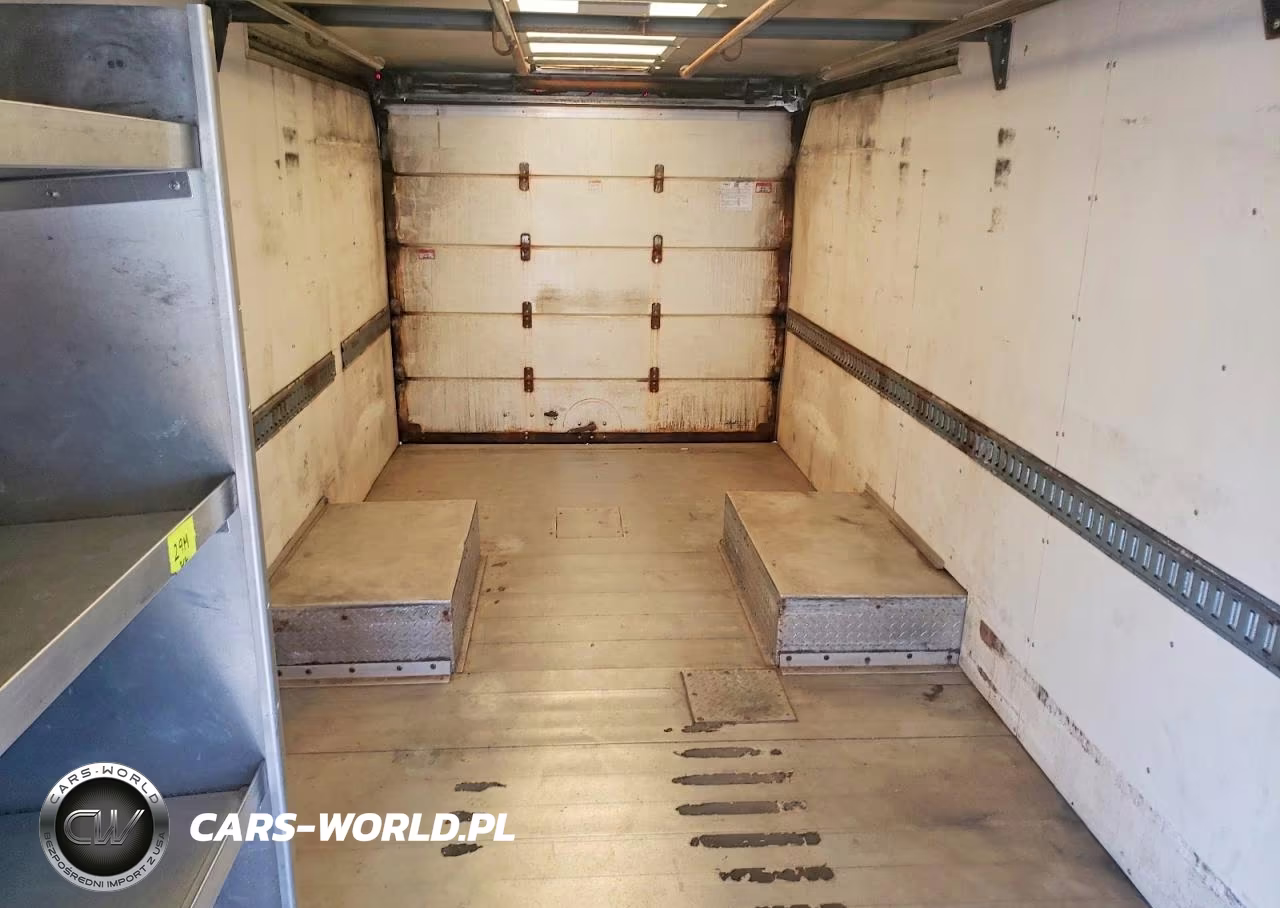 2017 Freightliner Mt45G Chassis Delivery Truck VIN:4UZAC2EA7HCJB3342 - 10