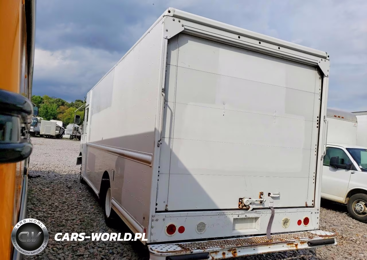 2017 Freightliner Mt45G Chassis Delivery Truck VIN:4UZAC2EA7HCJB3342 - 2