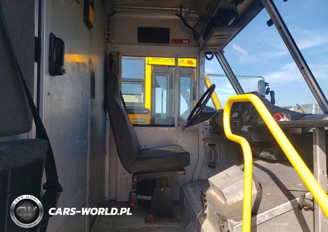 2017 Freightliner Mt45G Chassis Delivery Truck VIN:4UZAC2EA7HCJB3342 - 7