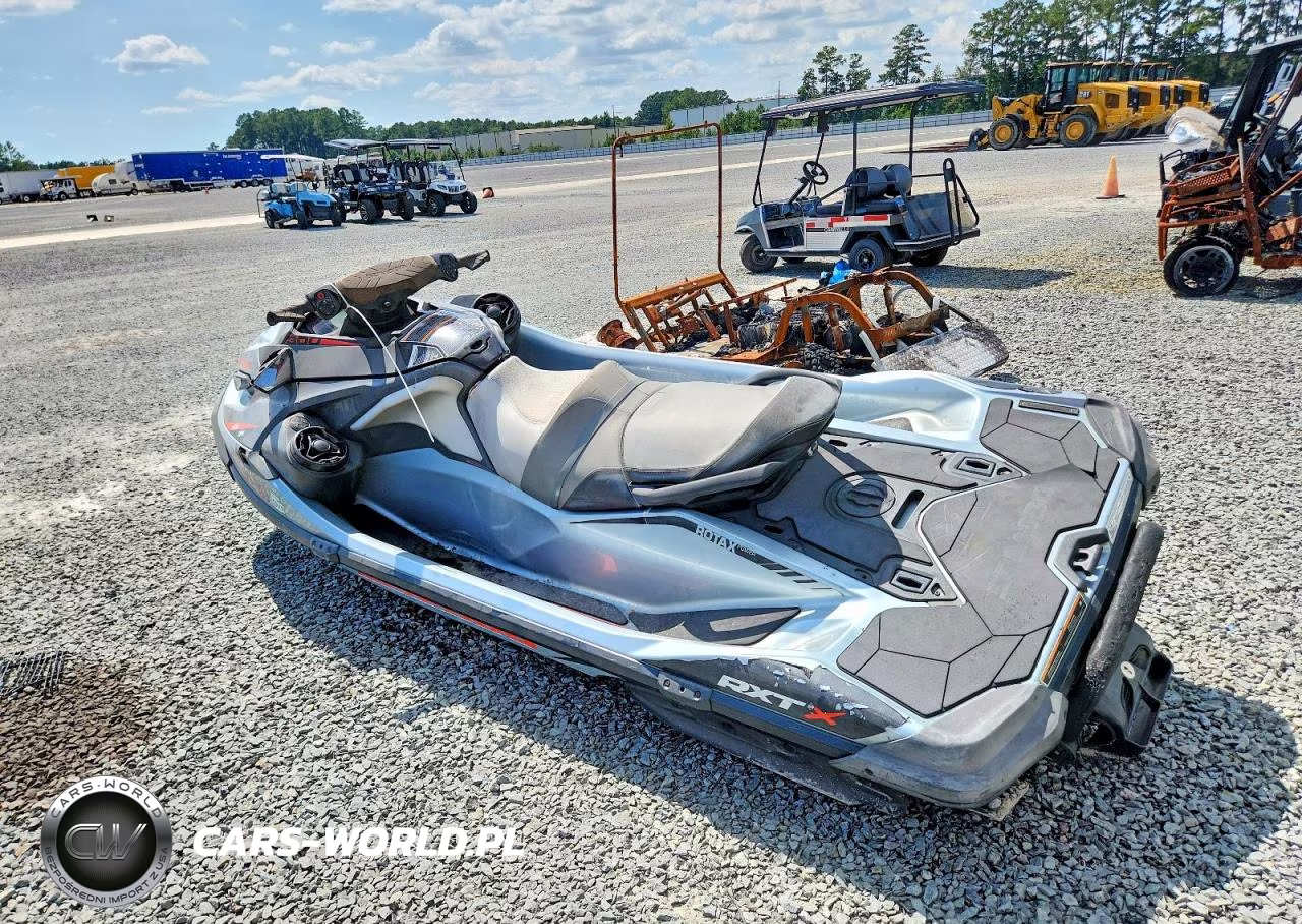 2018 Sea-Doo Rxt-X 300 Jet Ski VIN:YDV15326D818 - 3