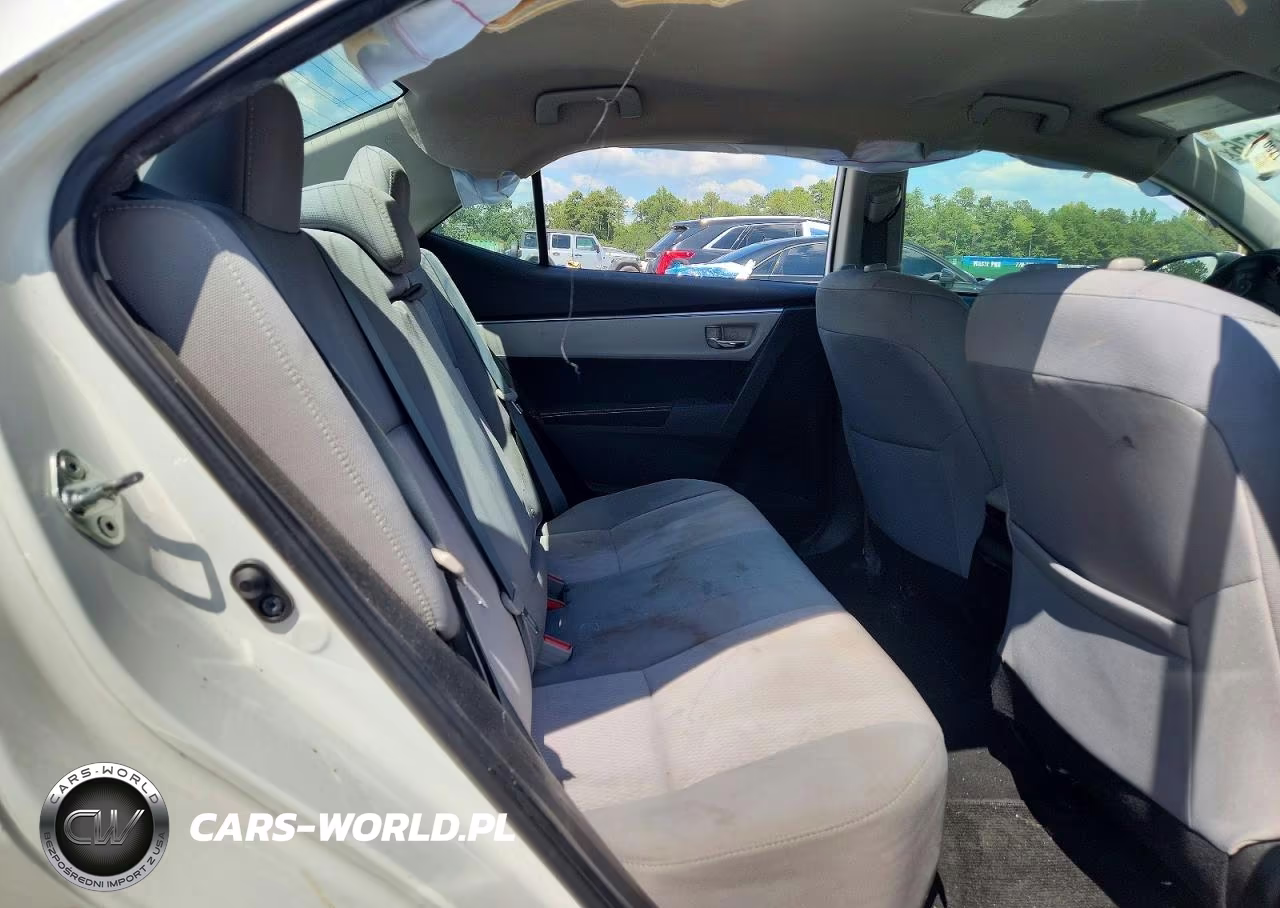 2015 Toyota Corolla Le Eco VIN:5YFBPRHE1FP187997 - 10
