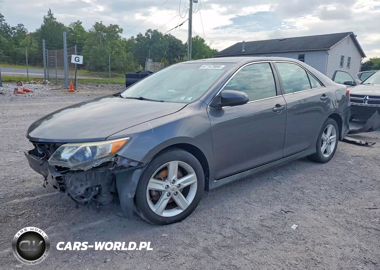 2013 Toyota Camry Se – zdjęcie 1 z 13