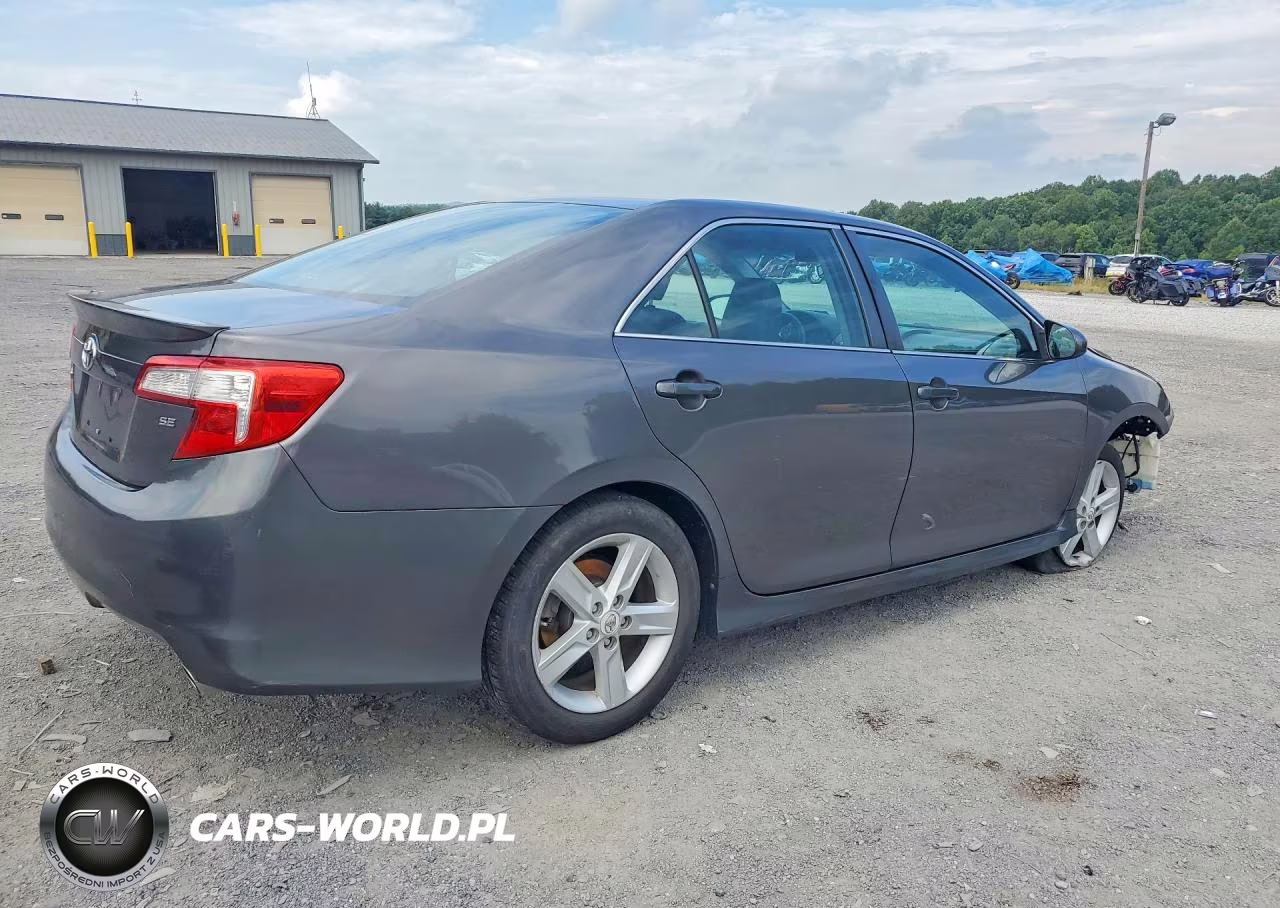 2013 Toyota Camry Se VIN:4T1BF1FK1DU206265 - 3