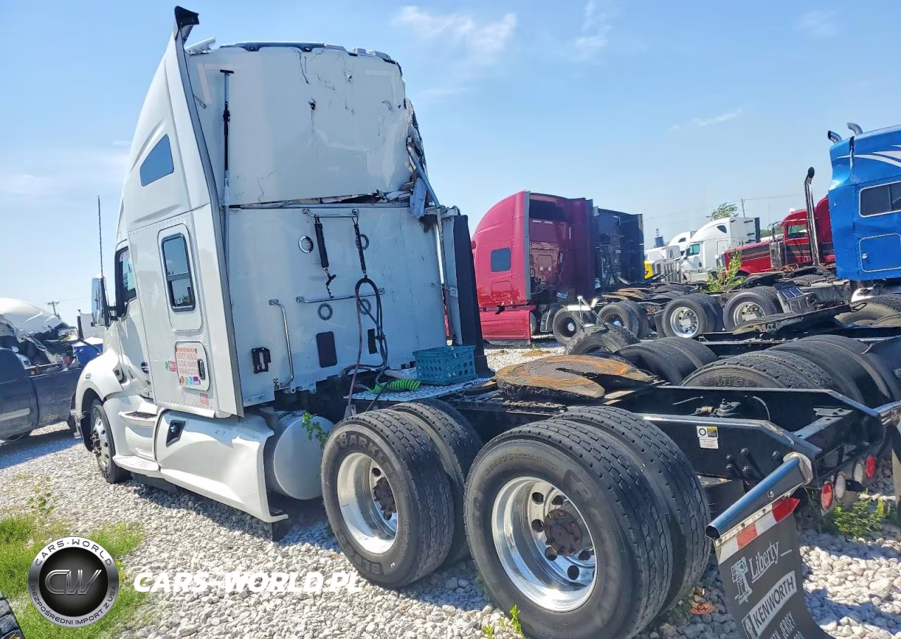 2022 Kenworth T680 Semi Truck VIN:1XKYD49XXNJ127276 - 3