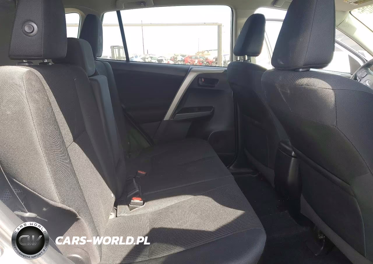 2018 Toyota Rav4 Le VIN:2T3ZFREV4JW474884 - 10