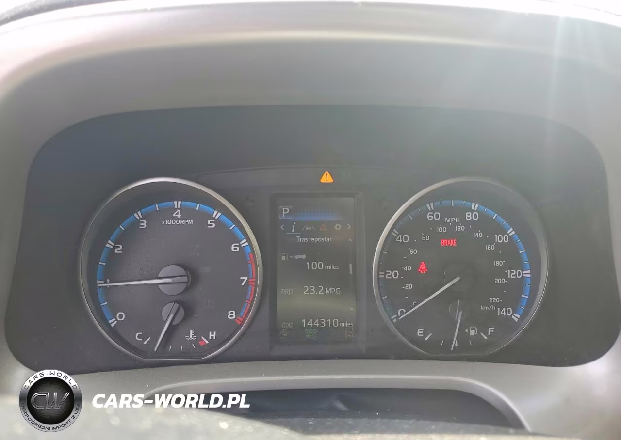 2018 Toyota Rav4 Le VIN:2T3ZFREV4JW474884 - 9