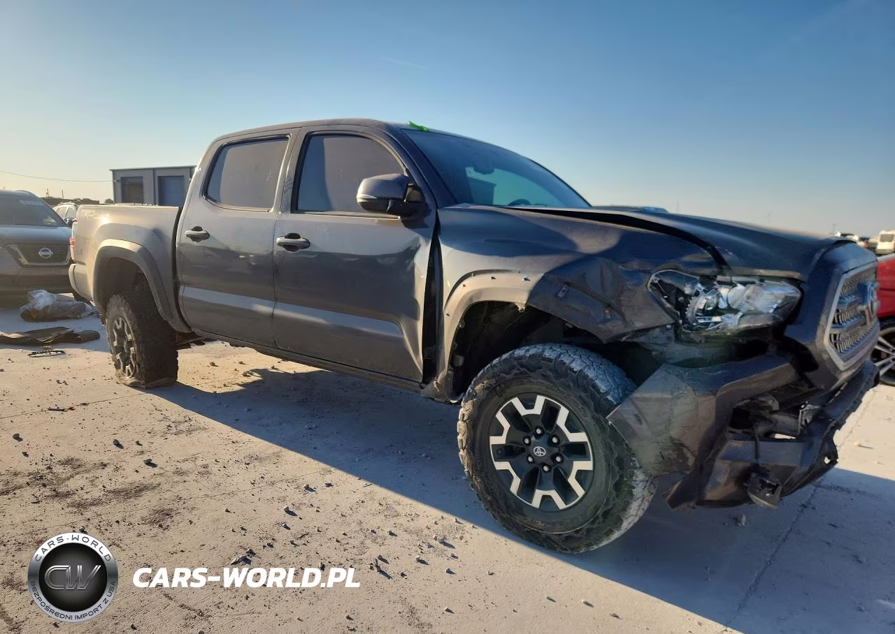 2016 Toyota Tacoma Trd Off-Road VIN:5TFCZ5AN9GX045580 - 4
