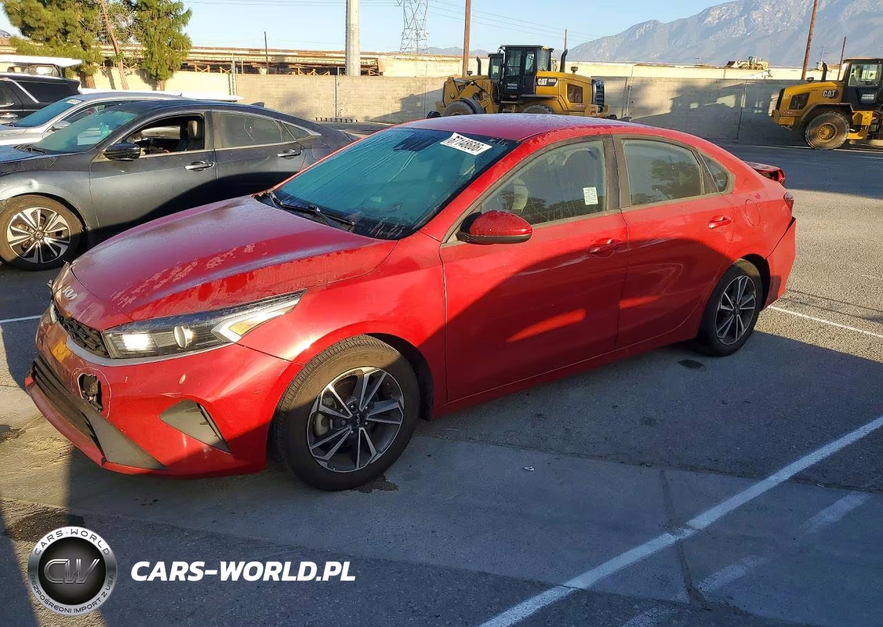2022 Kia Forte Lxs