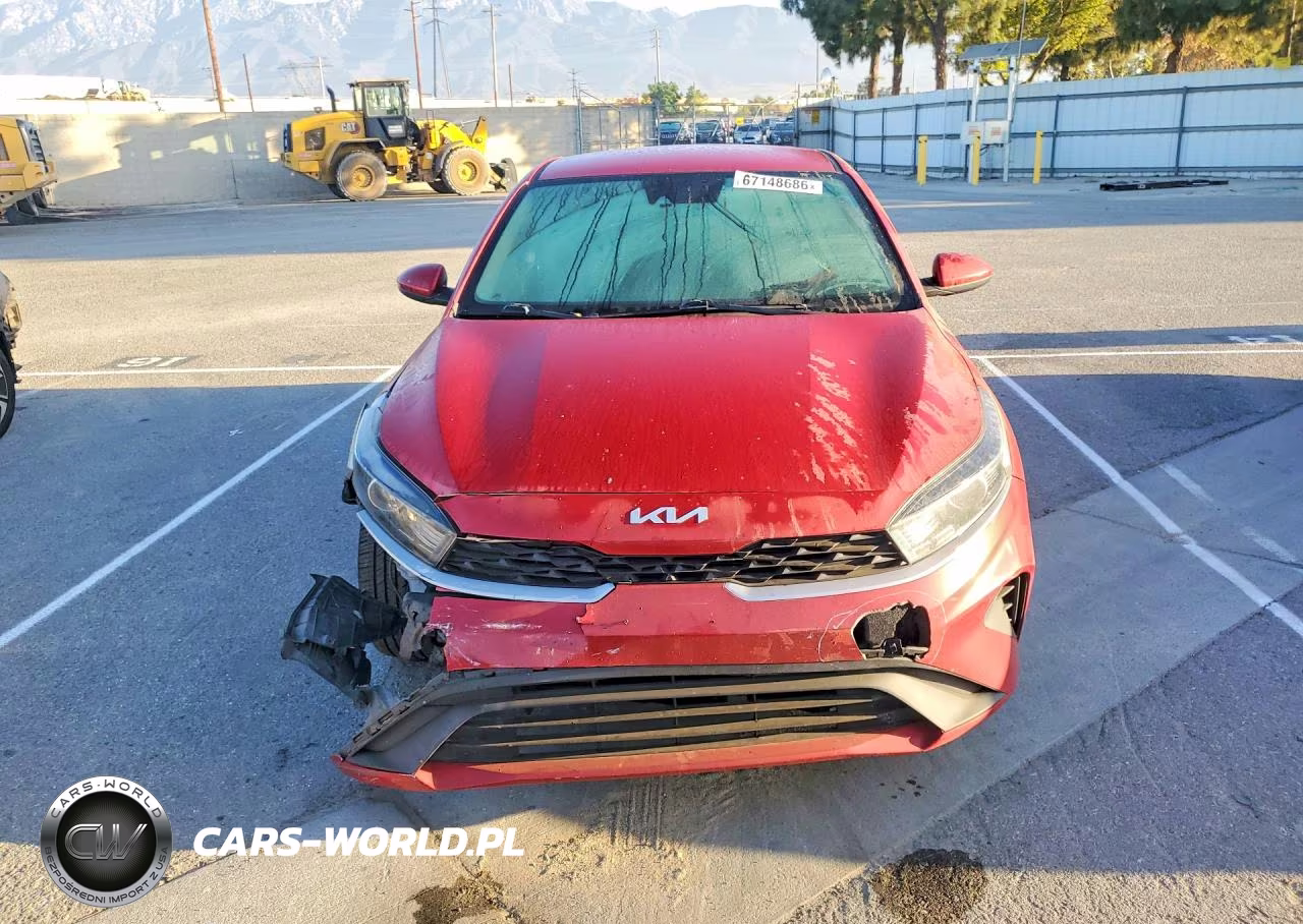 2022 Kia Forte Lxs VIN:3KPF24AD9NE436518 - 5