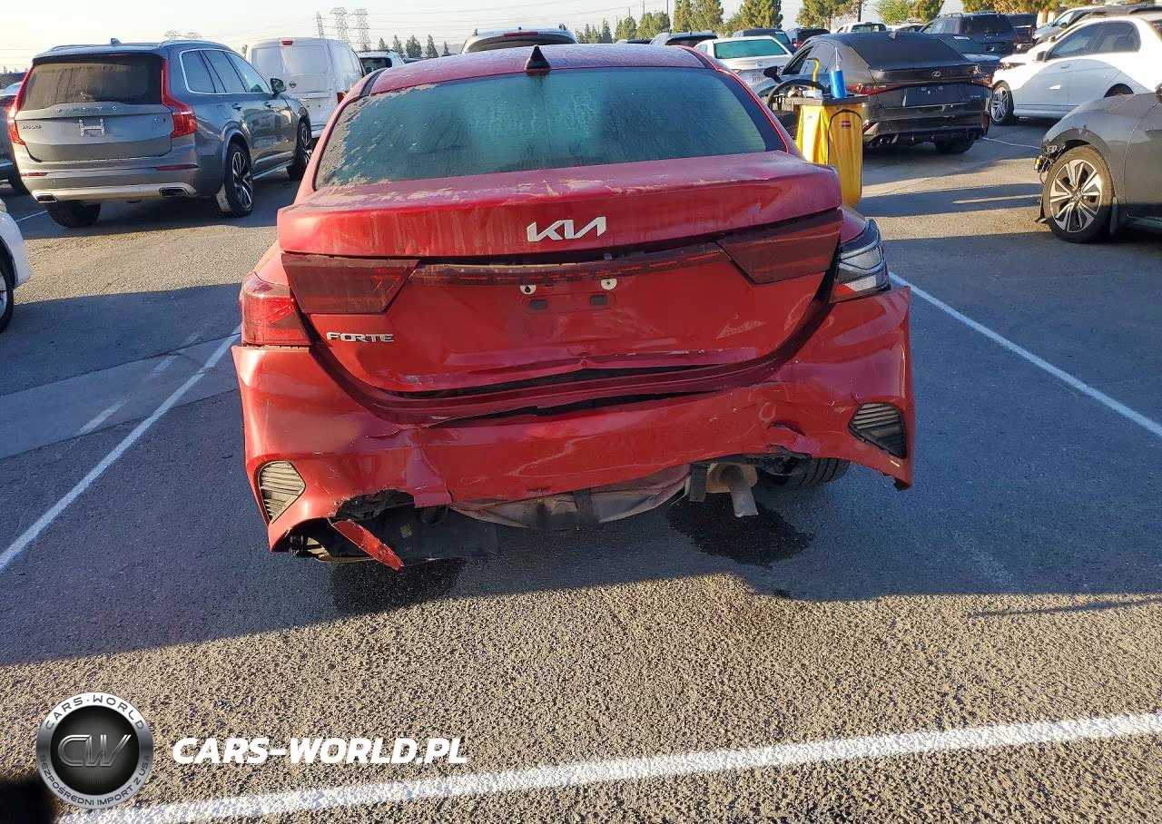 2022 Kia Forte Lxs VIN:3KPF24AD9NE436518 - 6