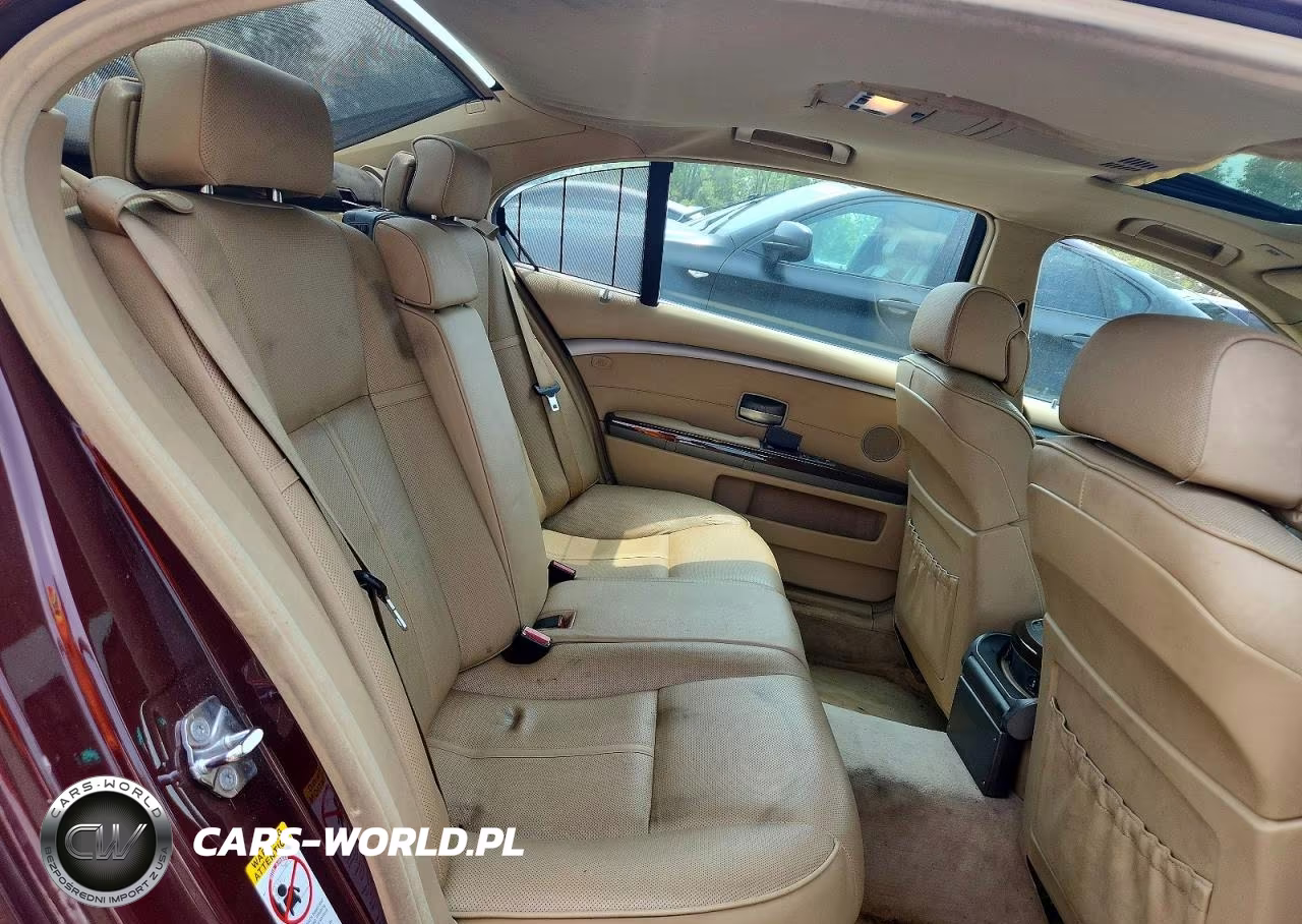 2006 BMW 750 Li VIN:WBAHN83516DT25961 - 10
