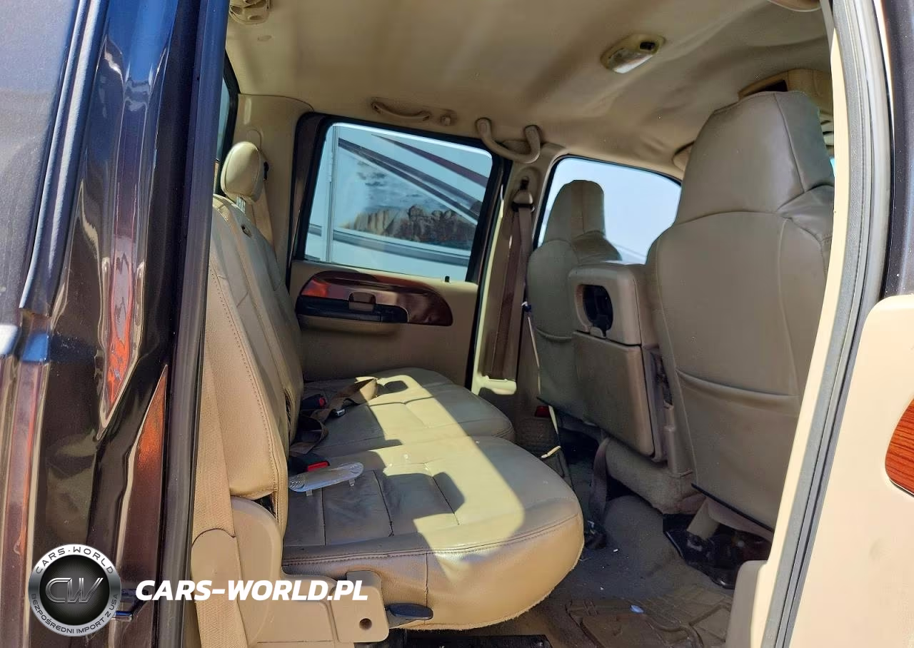 2005 Ford F350 Super Duty VIN:1FTWW32P35EA47196 - 10