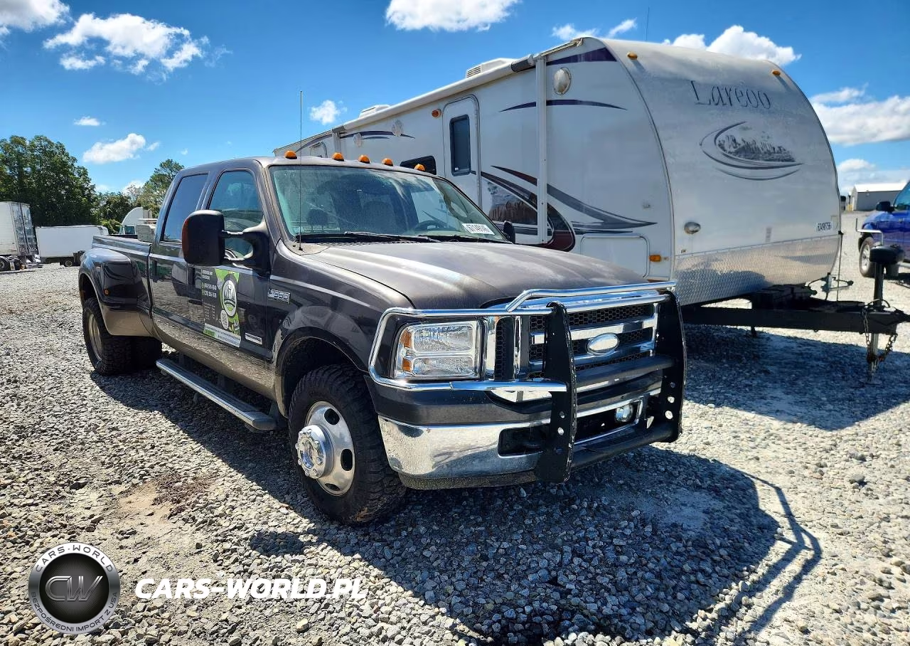 2005 Ford F350 Super Duty VIN:1FTWW32P35EA47196 - 4