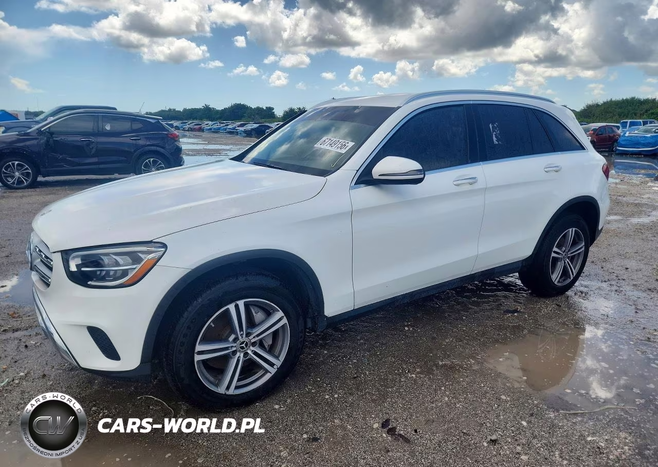 2020 Mercedes-Benz Glc 300 – zdjęcie 1 z 13