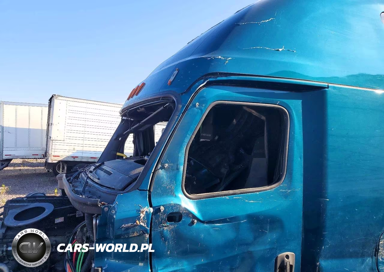 2022 Freightliner Cascadia 126 Semi Truck VIN:3AKJHHDR6NSMW4756 - 13