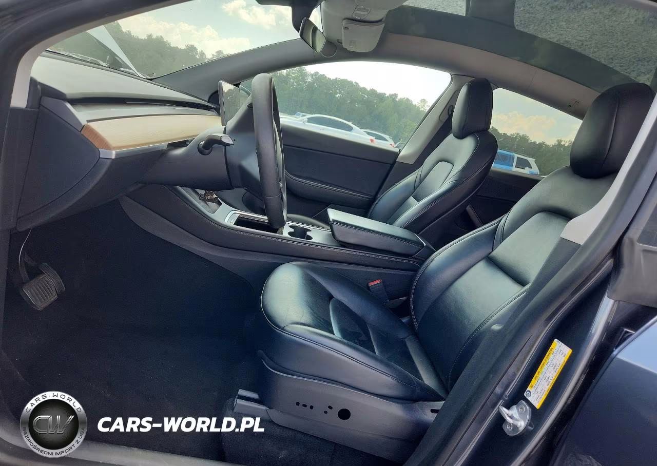 2021 Tesla Model Y VIN:5YJYGAEE1MF243204 - 7