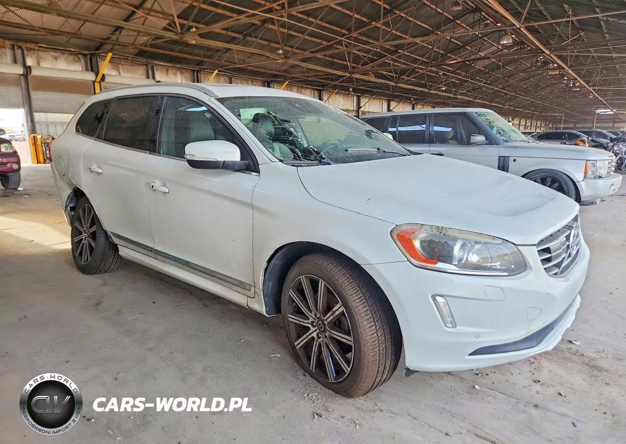 2015 Volvo Xc60 T6 Platinum VIN:YV449MDD8F2562895 - 4