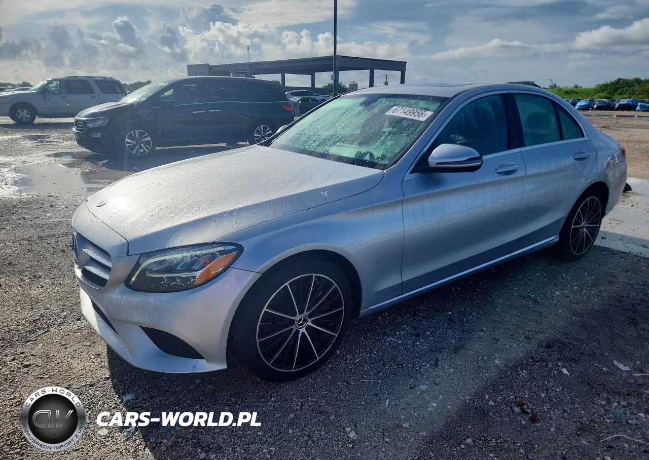 2021 Mercedes-Benz C 300