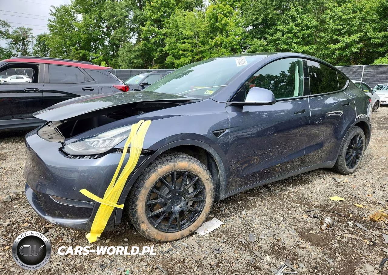 2022 Tesla Model Y – zdjęcie 1 z 12