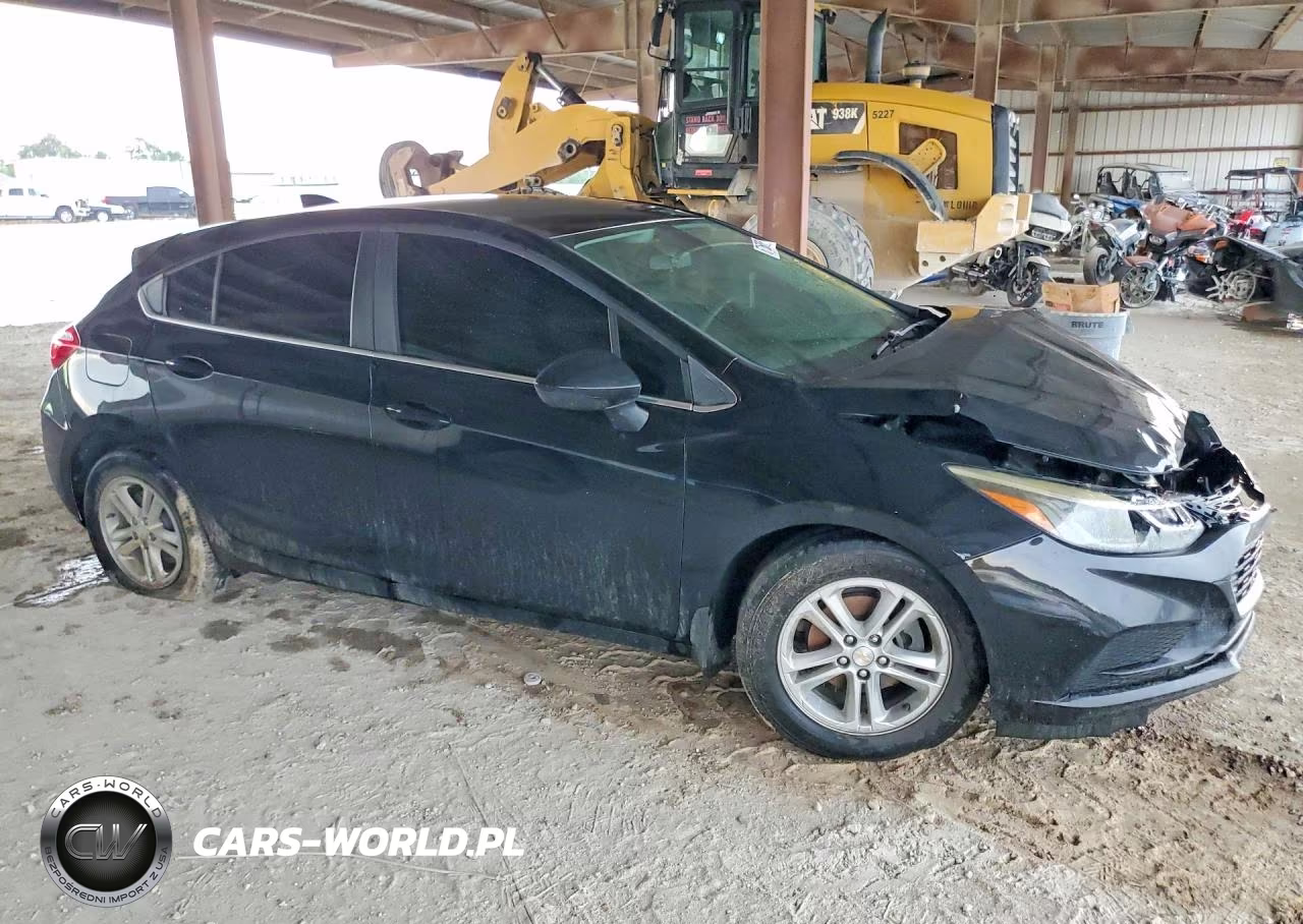 2017 Chevrolet Cruze Lt VIN:3G1BE6SM4HS576958 - 4