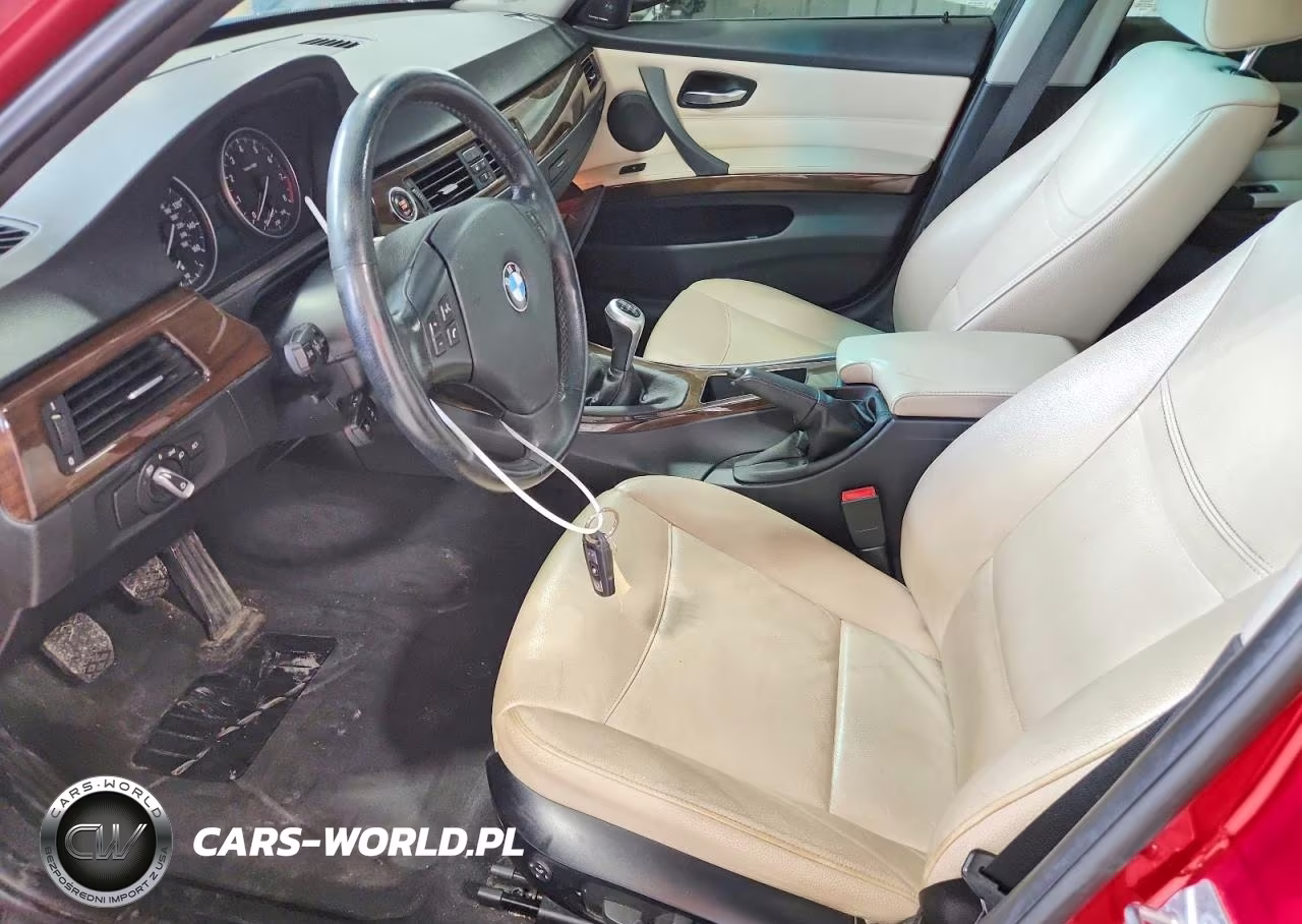 2011 BMW 335 Xi VIN:WBAPL5C57BA742528 - 7