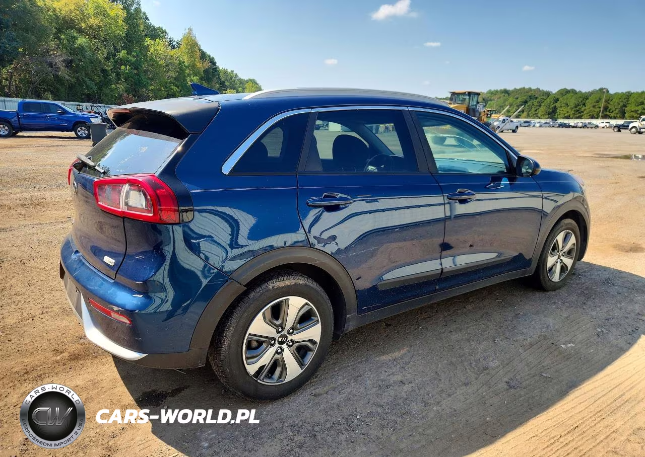 2018 Kia Niro Lx VIN:KNDCB3LC2J5210621 - 3