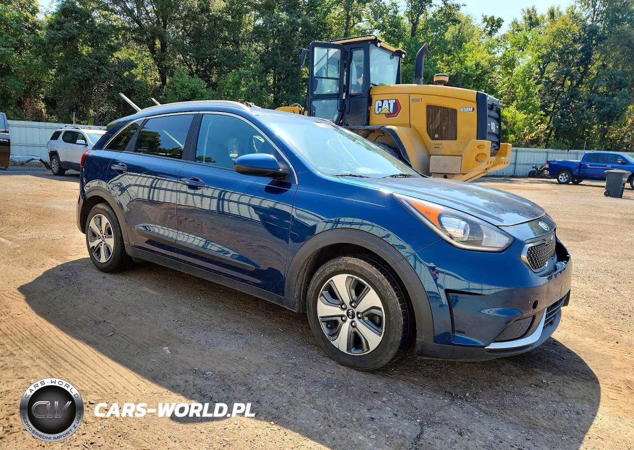 2018 Kia Niro Lx VIN:KNDCB3LC2J5210621 - 4
