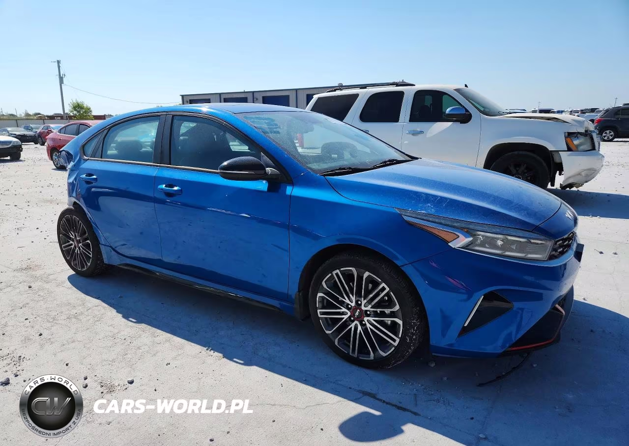 2023 Kia Forte Gt VIN:3KPF44AC2PE618761 - 4