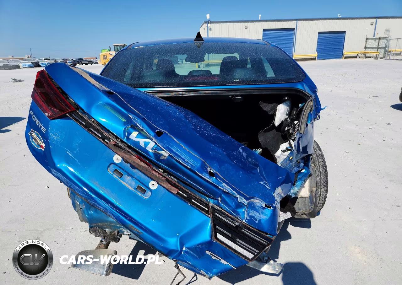 2023 Kia Forte Gt VIN:3KPF44AC2PE618761 - 6